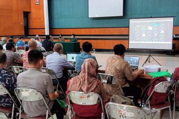 Pelaksanaan Konvensi Nasional Penyusunan Rancangan Kualifikasi Kerja Nasional Indonesia (KKNI) untuk Industri Serat Sintetis dan Industri Perajutan.