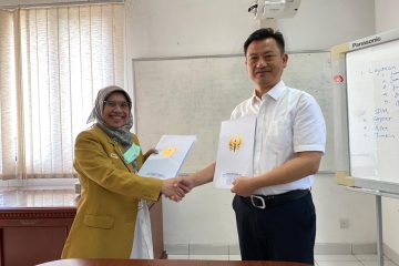 Penandatanganan MoU PT. Golden Tekstil Indonesia dan Politeknik STTT Bandung